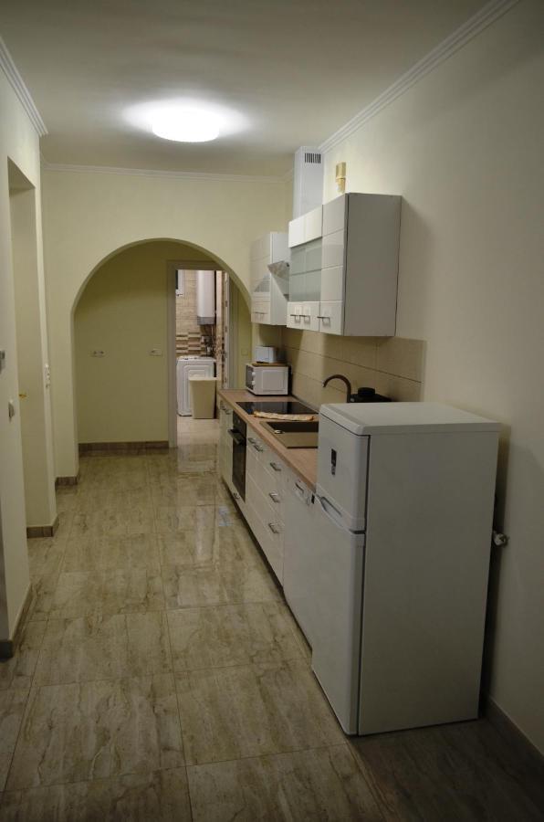 Henrietta - Violetta Apartman Hajduszoboszlo Exterior photo